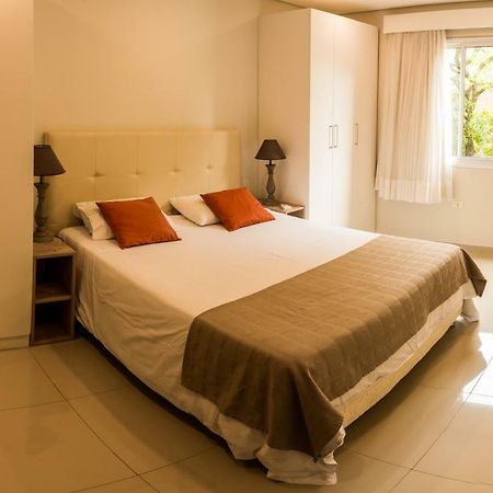 Realty Py Villa Morra Asuncion Bagian luar foto