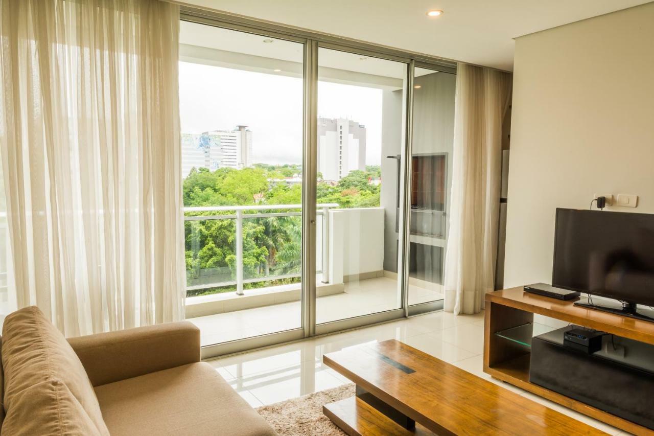 Realty Py Villa Morra Asuncion Bagian luar foto